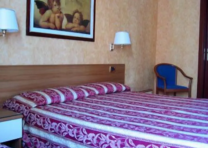 Milazzo Otel 2*